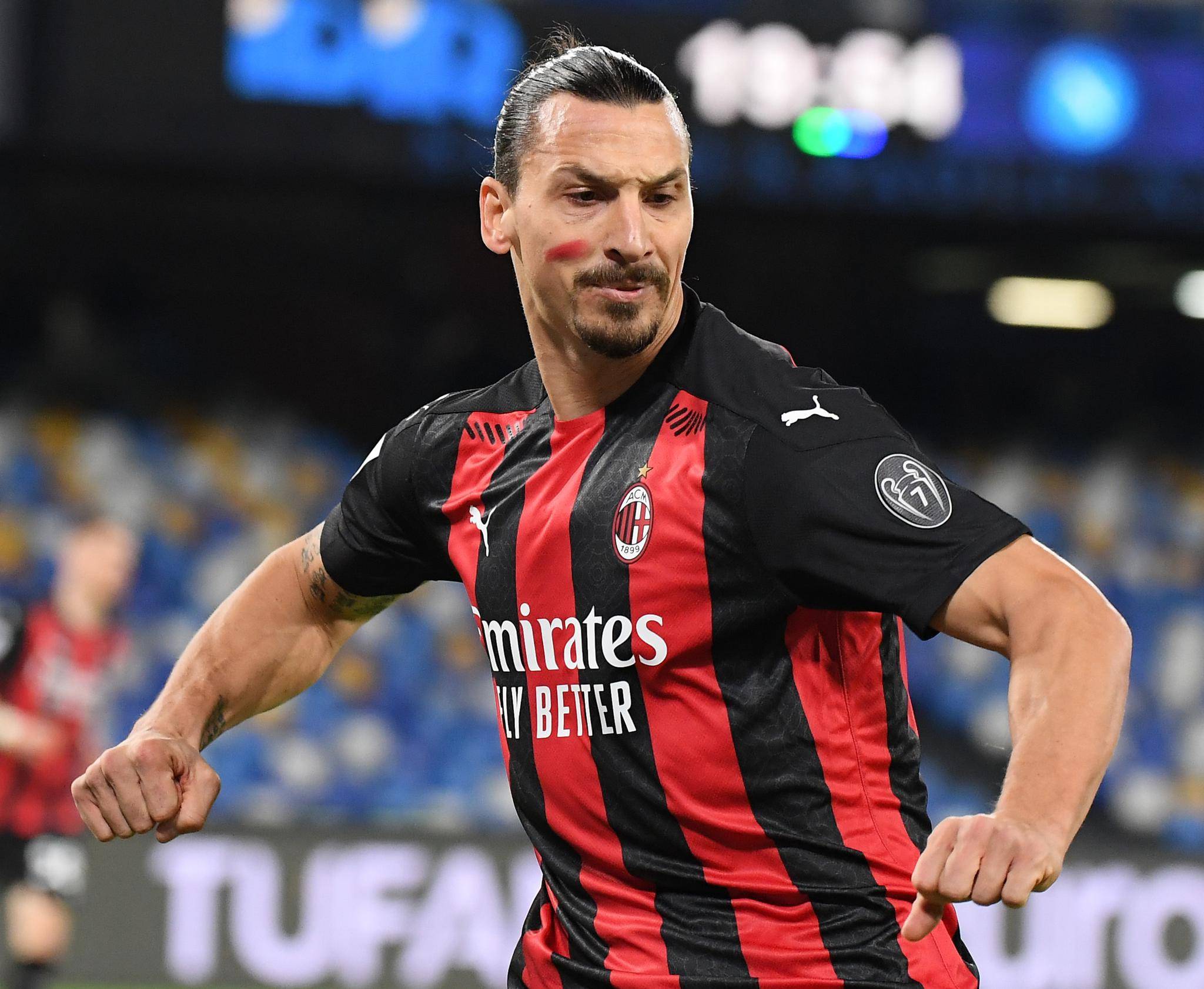 爱游戏官网-德罗巴连续三场比赛得分超过比分优势明显，TES挑战极限！